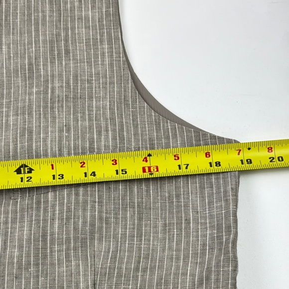 Le Chateau Men's Gray with White  Pinstripe Vest Classic Slim Fit - Picture 7 of 10